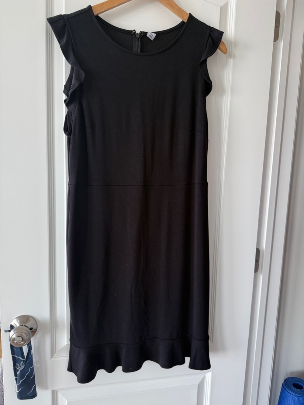 Old Navy dress black ruffle edging